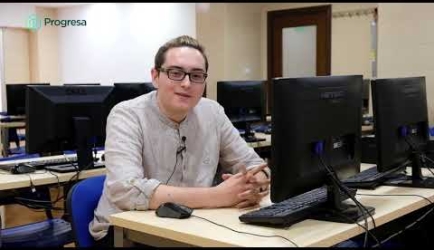 ¿Quieres estudiar en el Curso de FP Sistemas Microinformáticos y Redes a Distancia?: entérate lo que cuentan los Titulados