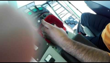 Formación para convertirte en Operador de Grúas de Puerto: mira lo que dicen los Especialistas